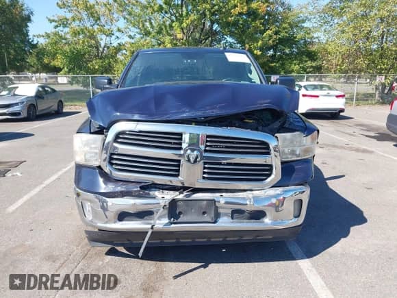 2017 Ram 1500 Big Horn z VIN 3C6RR7LT9HG565583, wystawiony jako IAAI lot #43347213 z przebiegiem 223 279 mil mil oraz . Historia ofert i sprzedaży dostępna na DreamBid. Obrazek 11.