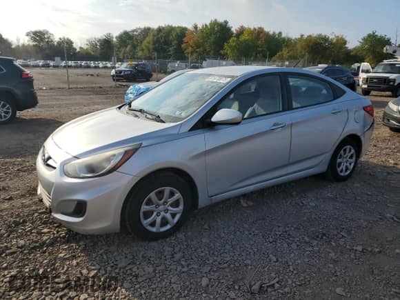 2012 Hyundai Accent GLS z VIN KMHCT4AE0CU223153, wystawiony jako Copart lot #81470875 z przebiegiem 177 258 mil mil oraz Szkoda całkowita • Salvage title. Historia ofert i sprzedaży dostępna na DreamBid. Obrazek 1.