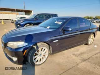 2012 BMW 5 Series 535i с VIN WBAFR7C57CC810449, выставлен на аукционе Copart как лот 85095005 с пробегом Не указан миль и Чистый • Clean title. История ставок и продаж доступна на DreamBid. Изображение 1.