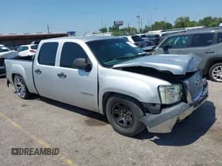 2010 GMC Sierra 1500 with VIN 3GTRCTEA0AG193667, listed as a IAAI auction lot 43170962 with 237,068 mi miles and . Bid and sale history available at DreamBid. Image 1.