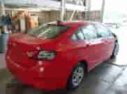 2019 Chevrolet Cruze z VIN 1G1BJ5SM8K7102927, wystawiony jako IAAI lot #42318177 z przebiegiem 103 442 mil mil oraz . Historia ofert i sprzedaży dostępna na DreamBid. Obrazek 4.