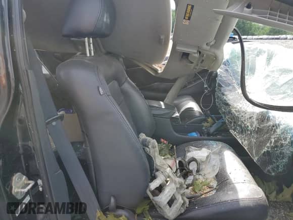 2000 Honda Accord EX с VIN 1HGCG2250YA001136, выставлен на аукционе Copart как лот 63874025 с пробегом Не указан миль и Списание • Salvage title. История ставок и продаж доступна на DreamBid. Изображение 10.