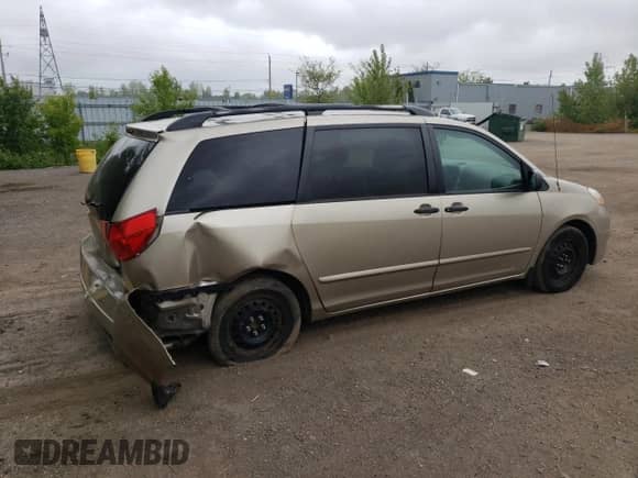 2009 Toyota Sienna CE с VIN 5TDZK29C09S249094, выставлен на аукционе Copart как лот 58906735 с пробегом 293 043 миль миль и Списание • Salvage title. История ставок и продаж доступна на DreamBid. Изображение 3.