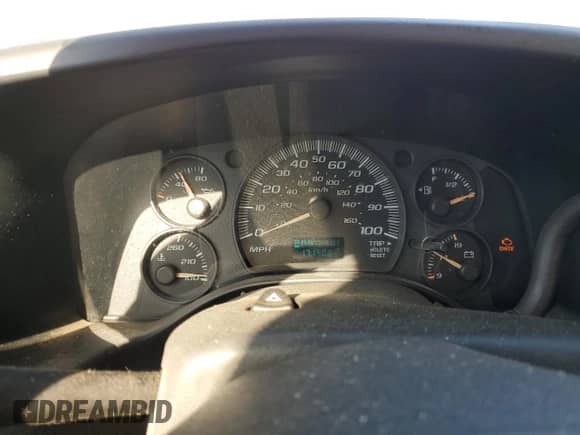 2004 Chevrolet Express Cargo с VIN 1GCFG15X841140041, выставлен на аукционе Copart как лот 41651635 с пробегом 171 503 миль миль и Списание • Salvage title. История ставок и продаж доступна на DreamBid. Изображение 9.