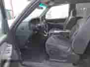 2001 GMC Sierra 1500 SLE с VIN 2GTEC19T911199314, выставлен на аукционе IAAI как лот 42772941 с пробегом 363 861 миль миль и . История ставок и продаж доступна на DreamBid. Изображение 5.
