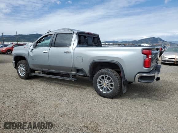 2024 Chevrolet Silverado 3500HD LTZ z VIN 2GC4YUEYXR1127243, wystawiony jako Copart lot #56575265 z przebiegiem 50 640 mil mil oraz Szkoda całkowita • Salvage title. Historia ofert i sprzedaży dostępna na DreamBid. Obrazek 2.