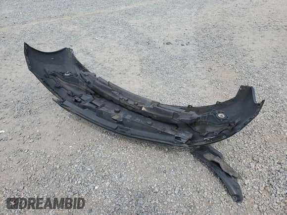 2015 Hyundai Elantra с VIN KMHD35LH2FU238100, выставлен на аукционе Copart как лот 69668635 с пробегом 102 264 миль миль и Списание • Salvage title. История ставок и продаж доступна на DreamBid. Изображение 12.