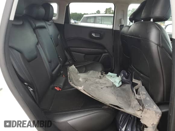 2021 Jeep Compass Latitude z VIN 3C4NJCBB5MT552962, wystawiony jako Copart lot #66144555 z przebiegiem 61 466 mil mil oraz Szkoda całkowita • Salvage title. Historia ofert i sprzedaży dostępna na DreamBid. Obrazek 11.