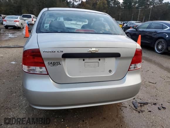 2005 Chevrolet Aveo LS with VIN KL1TD52675B308334, listed as a Copart auction lot 84377854 with Not provided miles and Salvage title. Bid and sale history available at DreamBid. Image 6.