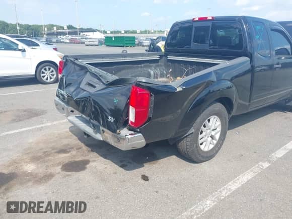 2014 Nissan Frontier SV z VIN 1N6AD0CU1EN749937, wystawiony jako IAAI lot #42792826 z przebiegiem 73 032 mil mil oraz . Historia ofert i sprzedaży dostępna na DreamBid. Obrazek 6.