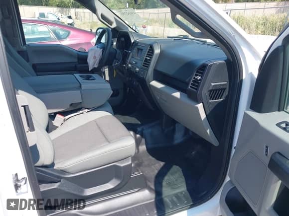 2018 Ford F-150 XL with VIN 1FTEX1CB5JKF29695, listed as a IAAI auction lot 43152755 with 126,516 mi miles and . Bid and sale history available at DreamBid. Image 5.