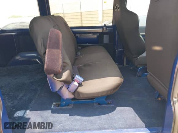 1987 Chevrolet Astro с VIN 1GNDM15Z5HB121813, выставлен на аукционе IAAI как лот 42388922 с пробегом Не указан миль и . История ставок и продаж доступна на DreamBid. Изображение 8.