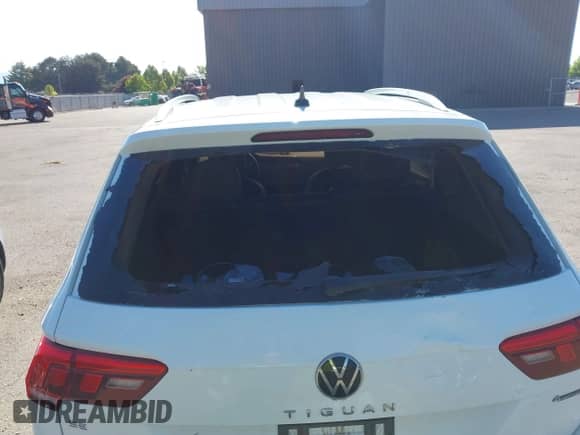 2024 Volkswagen Tiguan SE с VIN 3VV2B7AX4RM028662, выставлен на аукционе IAAI как лот 42279039 с пробегом Не указан миль и . История ставок и продаж доступна на DreamBid. Изображение 13.