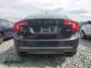 2018 Volvo S60 Inscription Platinum с VIN LYV402HM9JB159785, выставлен на аукционе Copart как лот 63430505 с пробегом 98 407 миль миль и Списание • Salvage title. История ставок и продаж доступна на DreamBid. Изображение 6.