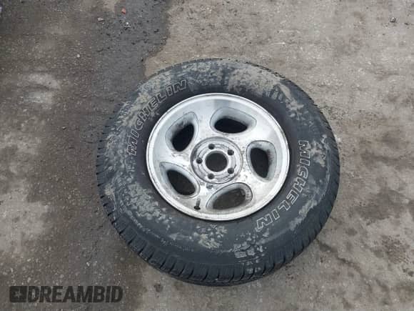 1999 Ford Explorer XLT с VIN 1FMZU35P1XZB05795, выставлен на аукционе IAAI как лот 41692715 с пробегом 95 149 миль миль и . История ставок и продаж доступна на DreamBid. Изображение 12.