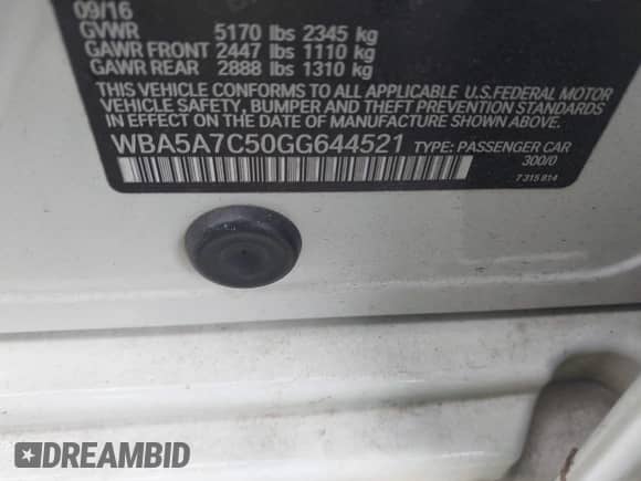 2016 BMW 5 Series 528i xDrive z VIN WBA5A7C50GG644521, wystawiony jako IAAI lot #43371837 z przebiegiem 115 542 mil mil oraz . Historia ofert i sprzedaży dostępna na DreamBid. Obrazek 9.