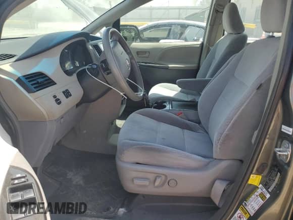 2012 Toyota Sienna with VIN 5TDZK3DC5CS246535, listed as a Copart auction lot 53564875 with 278,392 mi miles and Salvage title. Bid and sale history available at DreamBid. Image 7.