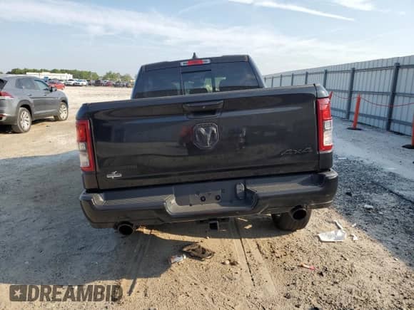 2023 Ram 1500 Big Horn z VIN 1C6SRFFT7PN655926, wystawiony jako Copart lot #70448995 z przebiegiem 30 364 mil mil oraz Szkoda całkowita • Salvage title. Historia ofert i sprzedaży dostępna na DreamBid. Obrazek 6.