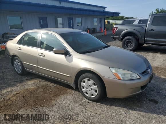 2003 Honda Accord LX with VIN 3HGCM56343G712626, listed as a Copart auction lot 71396535 with 127,461 mi miles and Non repairable. Bid and sale history available at DreamBid. Image 4.