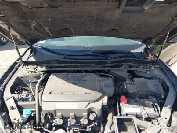 2017 Honda Accord EX-L z VIN 1HGCR3F85HA026926, wystawiony jako IAAI lot #42992664 z przebiegiem 53 747 mil mil oraz . Historia ofert i sprzedaży dostępna na DreamBid. Obrazek 10.