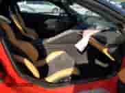 2023 Chevrolet Corvette 3LT z VIN 1G1YC3D46P5100912, wystawiony jako Copart lot #70214624 z przebiegiem 4 040 mil mil oraz Szkoda całkowita • Salvage title. Historia ofert i sprzedaży dostępna na DreamBid. Obrazek 10.