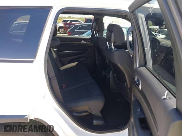 2019 Jeep Grand Cherokee Altitude с VIN 1C4RJEAG9KC710612, выставлен на аукционе IAAI как лот 42850296 с пробегом 107 702 миль миль и . История ставок и продаж доступна на DreamBid. Изображение 8.