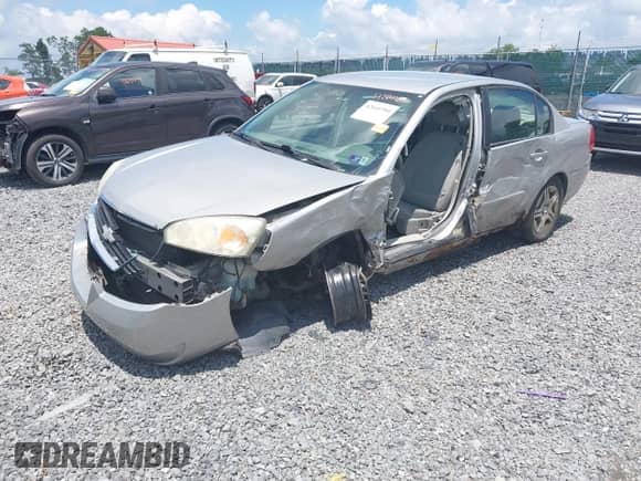 2008 Chevrolet Malibu Classic LS 2FL с VIN 1G1ZS58N38F100125, выставлен на аукционе IAAI как лот 42641184 с пробегом 224 725 миль миль и . История ставок и продаж доступна на DreamBid. Изображение 2.