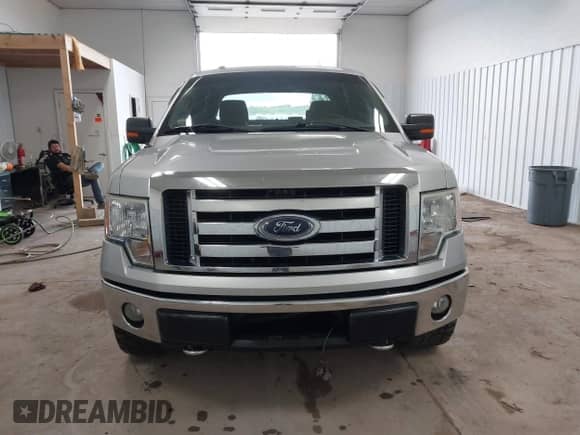 2009 Ford F-150 XL with VIN 1FTRW14869FA32733, listed as a IAAI auction lot 42707066 with 177,248 mi miles and . Bid and sale history available at DreamBid. Image 12.