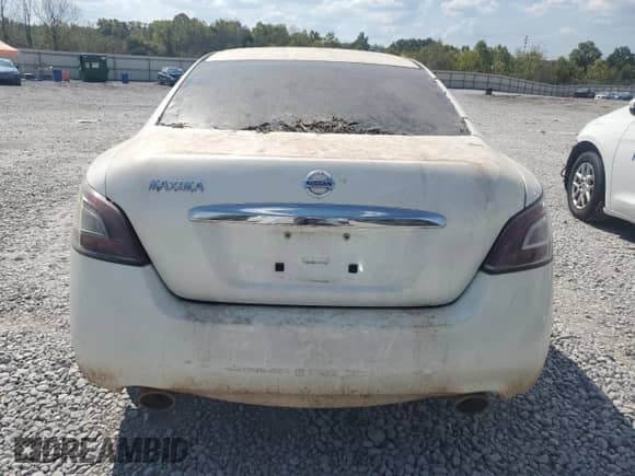 2013 Nissan Maxima S with VIN 1N4AA5APXDC827430, listed as a Copart auction lot 83758305 with 136,757 mi miles and Clean title. Bid and sale history available at DreamBid. Image 6.