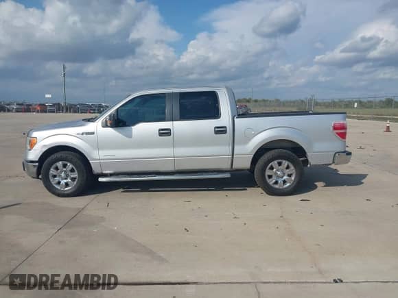 2012 Ford F-150 Lariat with VIN 1FTFW1CT6CFC93697, listed as a IAAI auction lot 43575540 with 195,786 mi miles and . Bid and sale history available at DreamBid. Image 14.