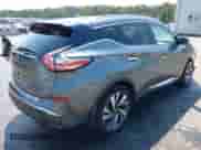 2018 Nissan Murano SV z VIN 5N1AZ2MH3JN136967, wystawiony jako IAAI lot #42867950 z przebiegiem 60 742 mil mil oraz . Historia ofert i sprzedaży dostępna na DreamBid. Obrazek 4.