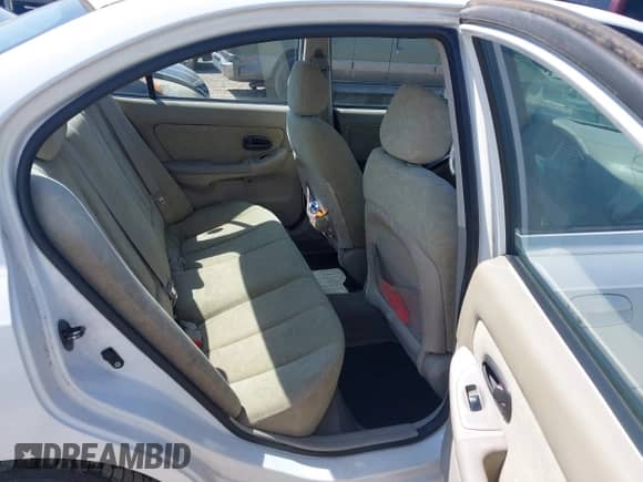 2003 Hyundai Elantra GLS with VIN KMHDN45D03U640823, listed as a IAAI auction lot 42981490 with 265,362 mi miles and . Bid and sale history available at DreamBid. Image 8.