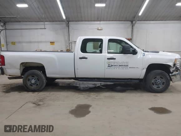 2011 Chevrolet Silverado 2500HD Work Truck с VIN 1GC1KVCG5BF206855, выставлен на аукционе IAAI как лот 42225027 с пробегом 126 883 миль миль и . История ставок и продаж доступна на DreamBid. Изображение 13.