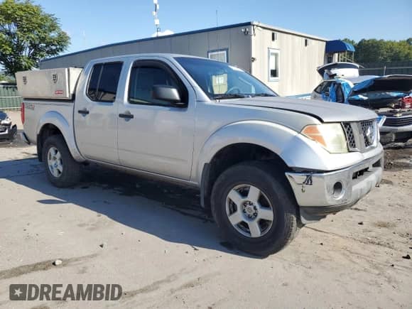 2005 Nissan Frontier Nismo with VIN 1N6AD07W05C431072, listed as a Copart auction lot 70984625 with 204,543 mi miles and Salvage title. Bid and sale history available at DreamBid. Image 4.