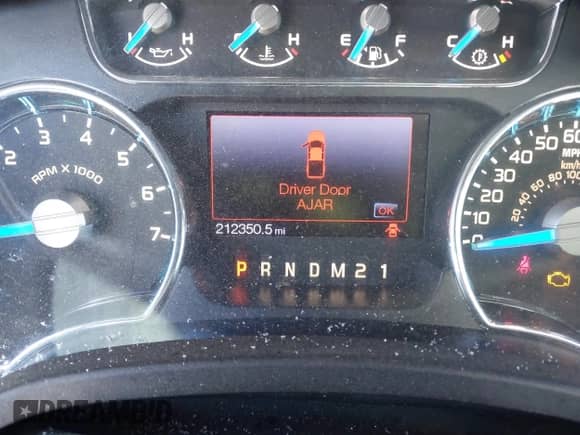 2013 Ford F-150 XL with VIN 1FTFW1ET1DKD26174, listed as a IAAI auction lot 40972107 with 212,350 mi miles and . Bid and sale history available at DreamBid. Image 7.