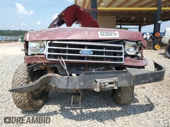1989 Ford F-150 z VIN 1FTEF14N4KKB37885, wystawiony jako Copart lot #62305815 z przebiegiem 4 243 mil mil oraz Nie do naprawy • Non repairable. Historia ofert i sprzedaży dostępna na DreamBid. Obrazek 5.