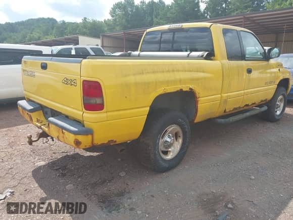 1999 Dodge 1500 с VIN 1B7HF13YXXJ608993, выставлен на аукционе IAAI как лот 42704994 с пробегом 253 149 миль миль и . История ставок и продаж доступна на DreamBid. Изображение 4.