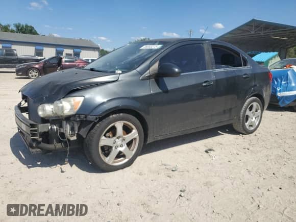 2014 Chevrolet Sonic LTZ with VIN 1G1JE5SB6E4215098, listed as a Copart auction lot 56003275 with 115,672 mi miles and Clean title. Bid and sale history available at DreamBid. Image 1.