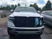 2022 Ram 1500 Laramie z VIN 1C6SRFJT1NN380915, wystawiony jako IAAI lot #43357111 z przebiegiem 34 828 mil mil oraz . Historia ofert i sprzedaży dostępna na DreamBid. Obrazek 13.