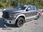 2015 Ram 1500 Laramie z VIN 1C6RR7NT5FS537704, wystawiony jako IAAI lot #43221296 z przebiegiem 193 037 mil mil oraz . Historia ofert i sprzedaży dostępna na DreamBid. Obrazek 17.