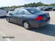 2007 Honda Accord LX с VIN 1HGCM56497A098072, выставлен на аукционе IAAI как лот 43323700 с пробегом 131 063 миль миль и . История ставок и продаж доступна на DreamBid. Изображение 3.