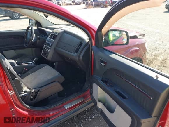 2009 Dodge Journey z VIN 3D4GG57B29T514448, wystawiony jako IAAI lot #40475559 z przebiegiem 125 125 mil mil oraz . Historia ofert i sprzedaży dostępna na DreamBid. Obrazek 5.