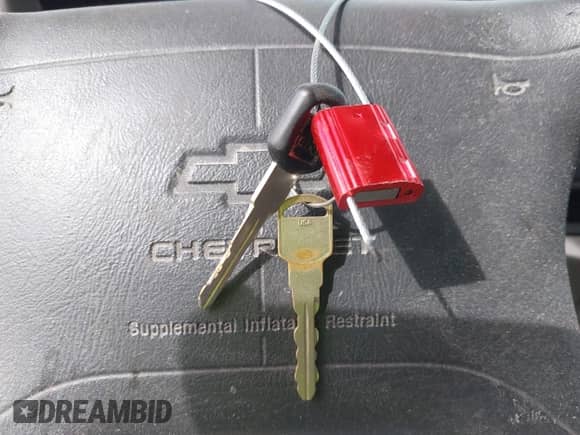 1997 Chevrolet S-10 LS с VIN 1GCCS1449V8197916, выставлен на аукционе IAAI как лот 43314588 с пробегом 104 391 миль миль и . История ставок и продаж доступна на DreamBid. Изображение 11.