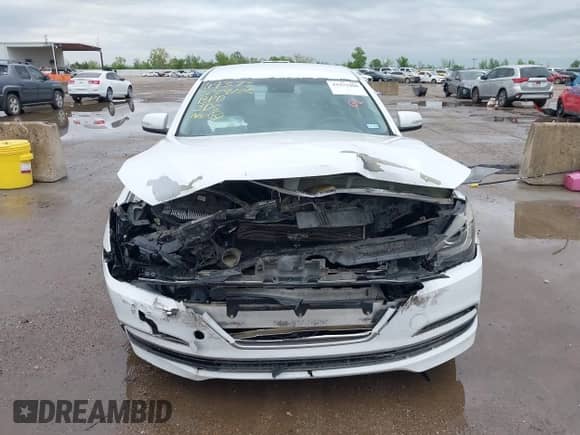 2016 Hyundai Genesis 3.8L with VIN KMHGN4JE0GU121854, listed as a IAAI auction lot 41933486 with Not provided miles and . Bid and sale history available at DreamBid. Image 12.