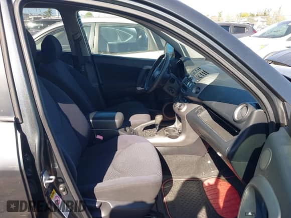 2007 Toyota RAV4 Sport with VIN JTMZK32V375008070, listed as a IAAI auction lot 43472164 with 236,425 mi miles and . Bid and sale history available at DreamBid. Image 5.