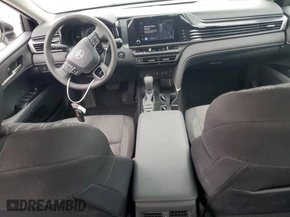 2025 Toyota Camry LE с VIN 4T1DAACKXSU059677, выставлен на аукционе Copart как лот 90298405 с пробегом 26 148 миль миль и Чистый • Clean title. История ставок и продаж доступна на DreamBid. Изображение 8.