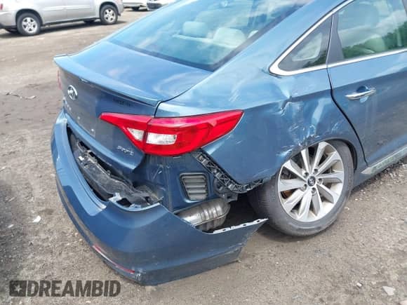 2017 Hyundai Sonata Limited с VIN 5NPE34AF5HH500483, выставлен на аукционе IAAI как лот 42790270 с пробегом 45 856 миль миль и . История ставок и продаж доступна на DreamBid. Изображение 6.