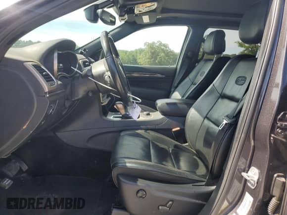 2017 Jeep Grand Cherokee Overland with VIN 1C4RJFCG9HC800659, listed as a Copart auction lot 67804285 with 105,483 mi miles and Salvage title. Bid and sale history available at DreamBid. Image 7.