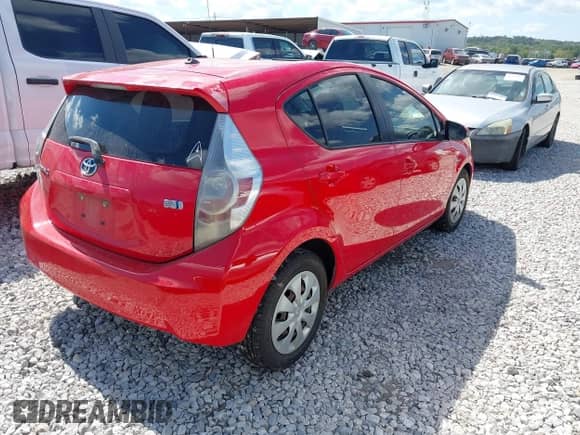 2013 Toyota Prius One z VIN JTDKDTB31D1540866, wystawiony jako IAAI lot #43276982 z przebiegiem 121 445 mil mil oraz . Historia ofert i sprzedaży dostępna na DreamBid. Obrazek 4.