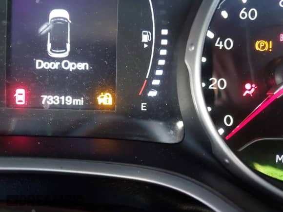 2021 Jeep Compass Latitude with VIN 3C4NJDBB8MT537958, listed as a IAAI auction lot 40705924 with 73,319 mi miles and . Bid and sale history available at DreamBid. Image 16.